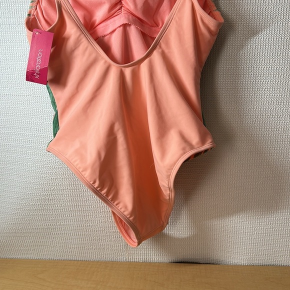 XHILARATION One Piece Scoop Back V-Neck Women's Medium NWT - Picture 4 of 7